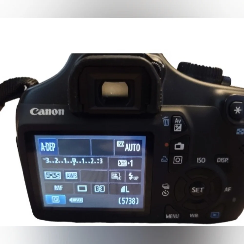 Canon Eos Rebel T3.
